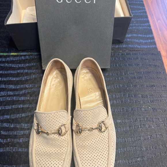 Gucci Cream Perforated Loafers for Women - Picture 1 of 9